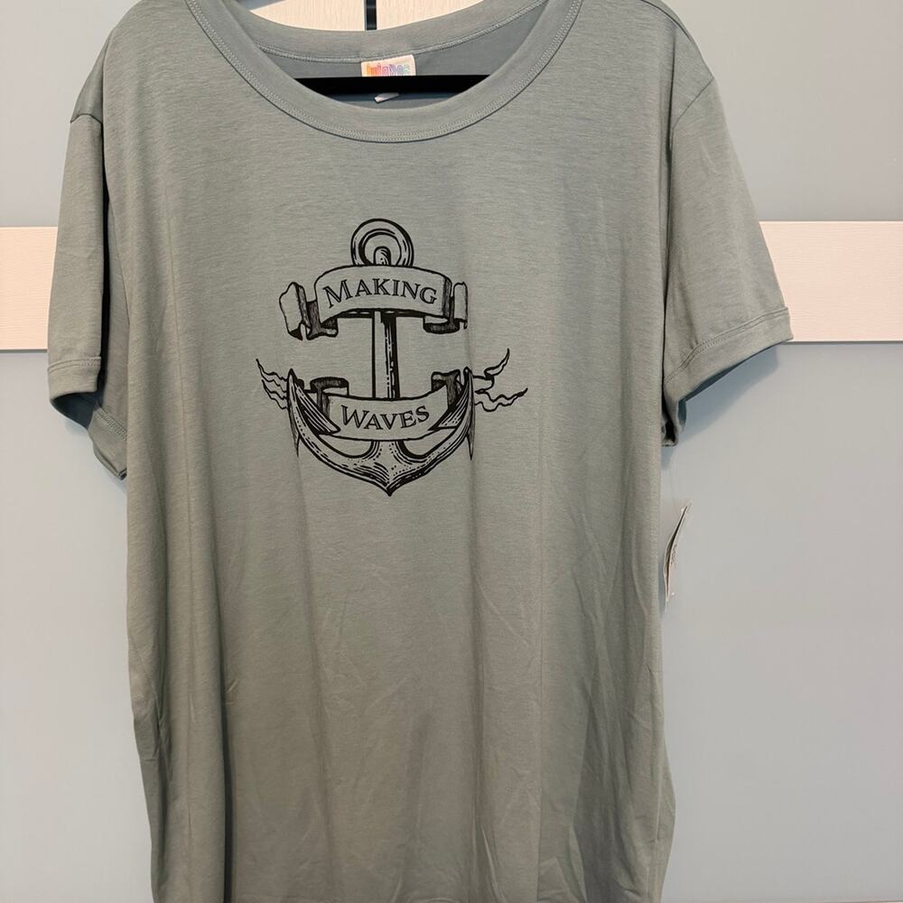 LuLaRoe Making Waves Anchor Graphic T-Shirt Light Blue Women’s 3XL NWT Tee